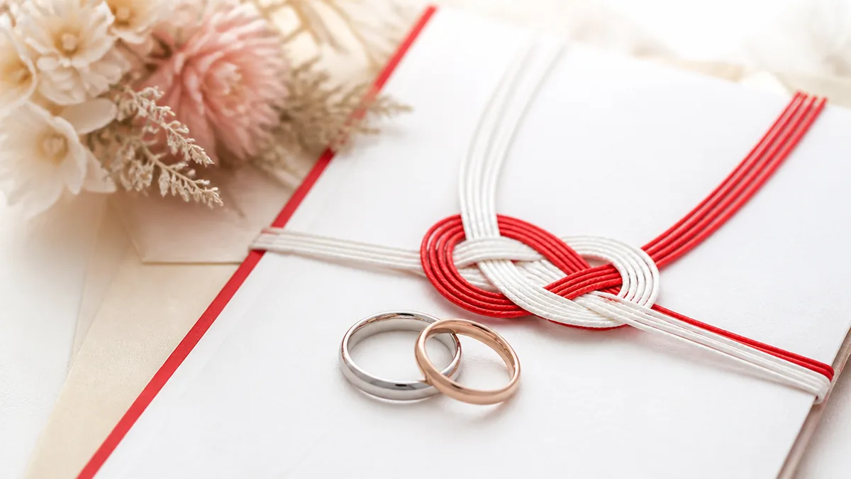 手作り結婚指輪とは？既製品やオーダーと何が違うのかの解説画像